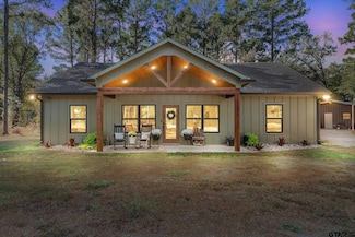 210 Private Road 5808, Grand Saline, TX 75140