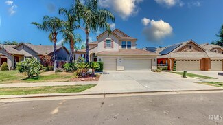 2871 Morris Ave, Clovis, CA 93611