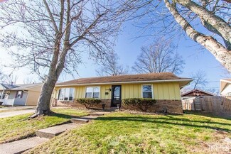 5808 Ashbrooke Rd, Evansville, IN 47710