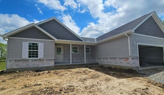 2021 Zuni Dr, Lake Waynoka, OH 45171