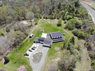 3156 E Maple Ave, Grand Blanc, MI 48507