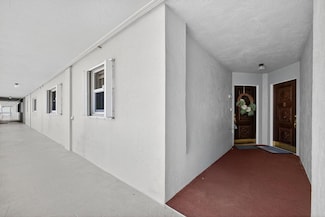801 Lake Shore Dr Unit 8070, West Palm Beach, FL 33403