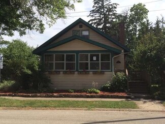 518 Brown Ave, Rockford, IL 61103