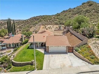 15242 Poppy Meadow St, Canyon Country, CA 91387