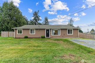 621 Crockett Lake Dr, Coupeville, WA 98239