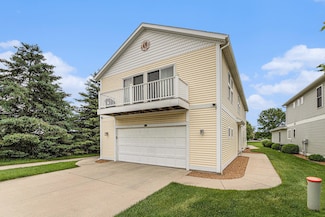 401 Anchors Way, Saint Joseph, MI 49085