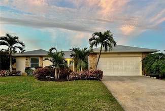 8611 51st Ave W, Bradenton, FL 34210