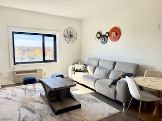 1 Carriage City Plz Apt904 Unit 904, Rahway City, NJ 07065