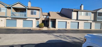 2402 Windward Blvd Unit 105, Champaign, IL 61821