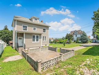 70 Normandy Rd, Yonkers, NY 10701