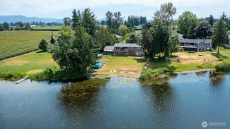 286 E Bartlett Rd, Lynden, WA 98264