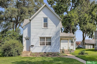 1616 Grant St, Blair, NE 68008