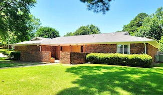 2609 Glenwood Dr, Jonesboro, AR 72401