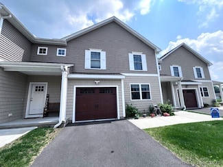 309 Old Village Cir, Windsor, CT 06095