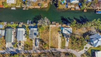 5572 Ramada St, Weeki Wachee, FL 34607