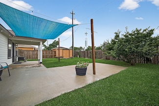 919 Wild Cotton Rd, Rosenberg, TX 77471