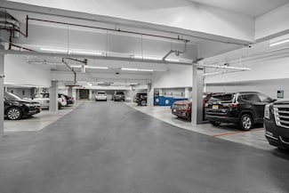 301 E 69th St Unit PSPOT 15, New York, NY 10021