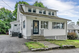 27 Grenada St, Worcester, MA 01602