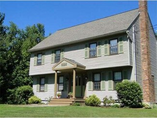 27 Amberwood Dr, Atkinson, NH 03811