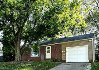 3822 Westview Ave NW, Canton, OH 44709