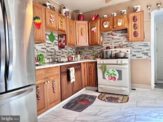 4021 N Franklin St, Philadelphia, PA 19140