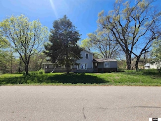 340 S Maple St, Valparaiso, NE 68065