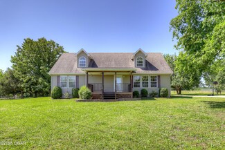 14266 Burr Oak Rd, Carthage, MO 64836