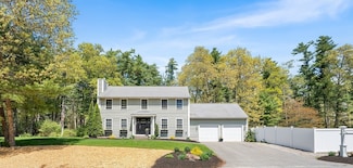 95 Fearing Hill Rd, West Wareham, MA 02576