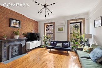 257 W 131st St, New York, NY 10027