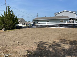 2 W Mohawk Dr, Little Egg Harbor Township, NJ 08087