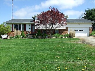 4267 Aurora Rd NE Unit 23, Mechanicstown, OH 44651