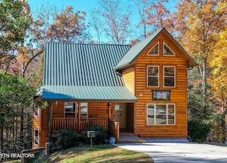 241 Palmer Rd, Gatlinburg, TN 37738