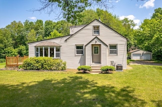 16957 E Lake Netta Dr NE, Andover, MN 55304