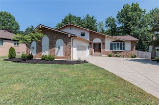 5570 Goodman Dr, North Royalton, OH 44133