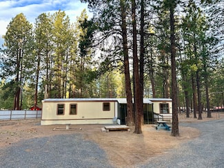 60083 Navajo Rd, Bend, OR 97702