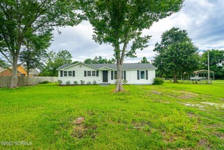 321 Mcdaniel Dr, Beaufort, NC 28516