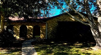 15301 Lansing Dr, Biloxi, MS 39532