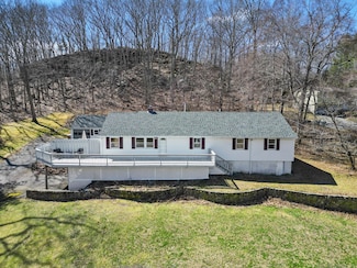 64 Society Rd, Niantic, CT 06357