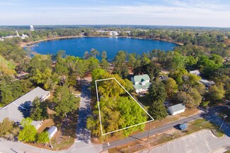 236 SE Circle Dr, Defuniak Springs, FL 32435