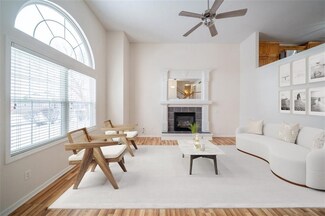 567 E Bluebird St, Gardner, KS 66030