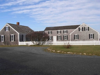 144 Plantingfield Way, Edgartown, MA 02539