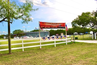7961 N 181 Hwy, Normanna, TX 78142