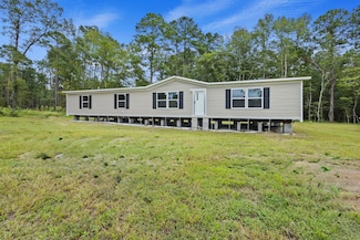 1820 Main St, Bonneau, SC 29431