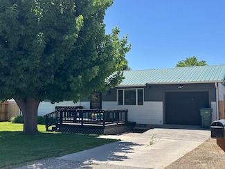 260 Gifford St, Blackfoot, ID 83221