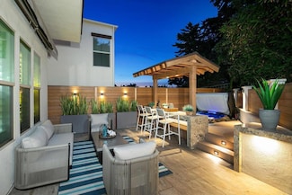 674 Calypso Place, Encinitas, CA 92024