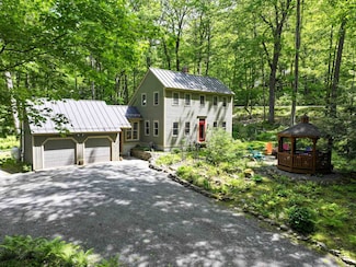24 Oak Dr, Middlebury, VT 05753