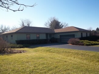 1801 W Edward Ct, McHenry, IL 60051