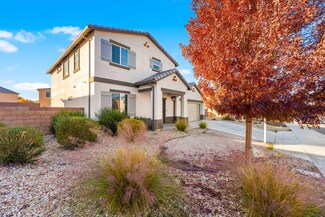 44125 Sierra Vista Dr, Lancaster, CA 93536