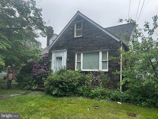 105 Lincoln Ave, Mount Ephraim, NJ 08059
