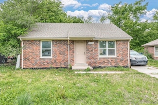 2825 E Stadium Dr, Wichita, KS 67214